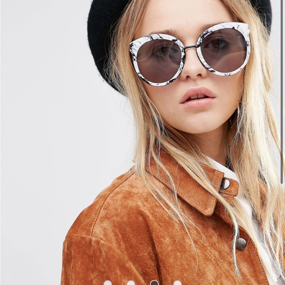 ASOS sunglasses - Picture 2 of 2